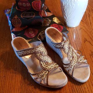 Laura Ashley Platform Wedge 9M